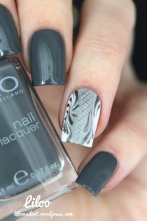graphite nail art