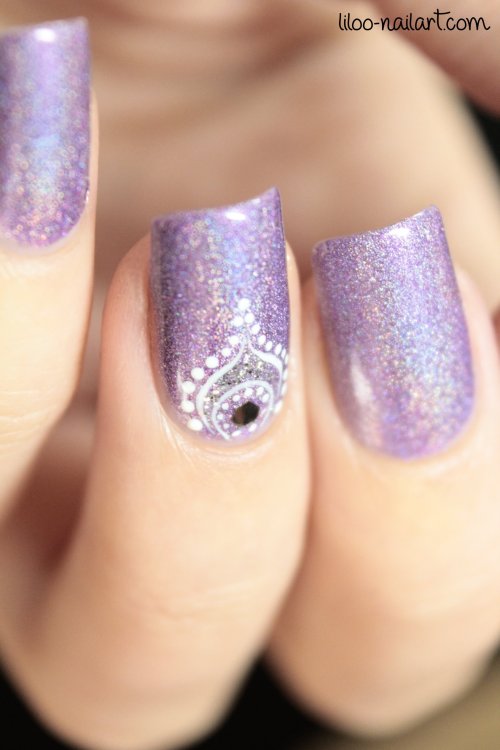 powerful purple magnetic liloo nail art