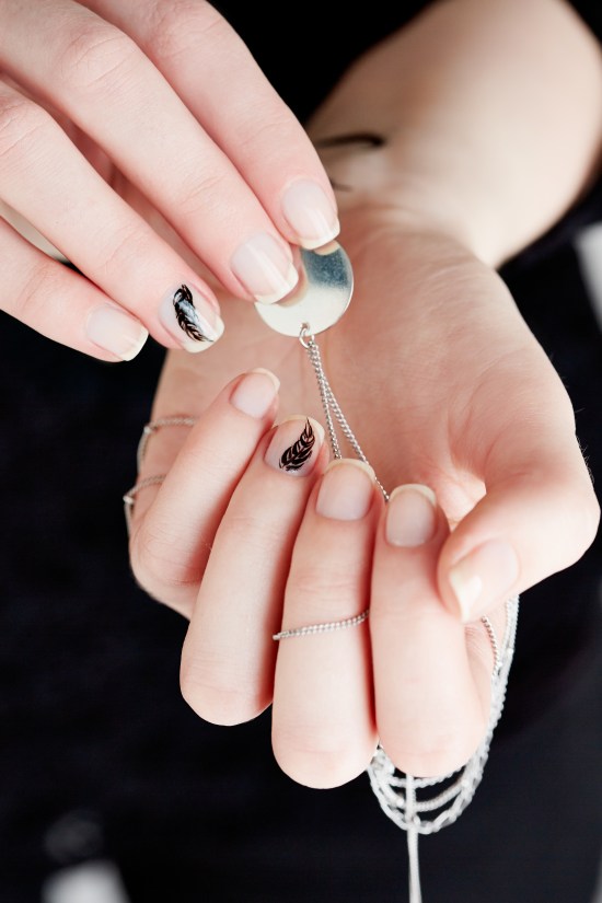 gemey maybelline We love nail art Liloo Plume